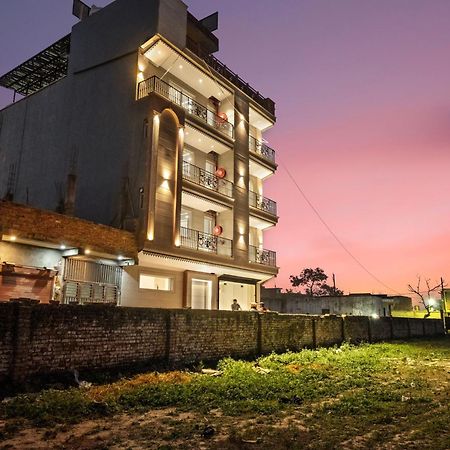 Hotel Hari Om Residency 800 Meters From Ram Mandir Ayodhya Exterior foto