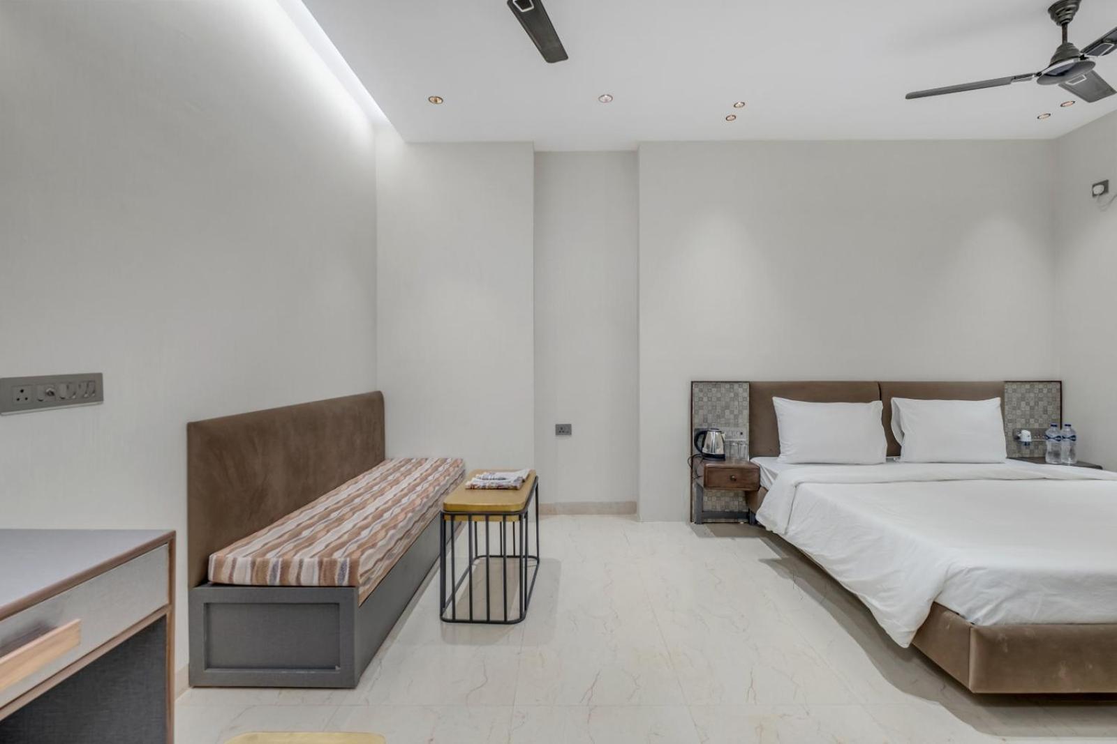 Hotel Hari Om Residency 800 Meters From Ram Mandir Ayodhya Exterior foto
