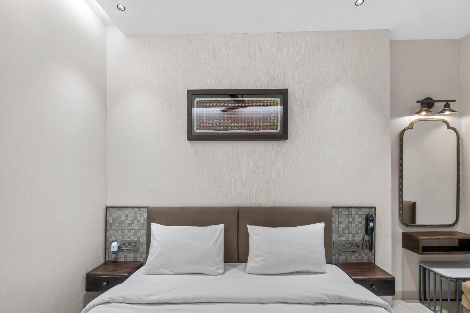 Hotel Hari Om Residency 800 Meters From Ram Mandir Ayodhya Exterior foto